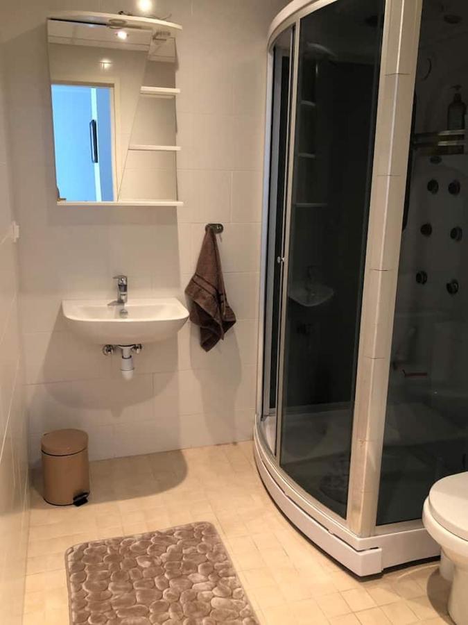 Modern One Bedroom Flat With Sunset Views, Self Check-In Pärnu Eksteriør billede